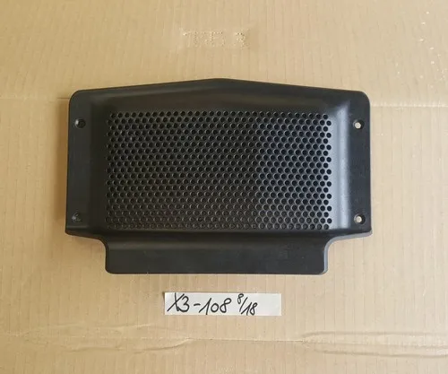 BMW X3 E83 Gitter Verkleidung Abdeckung Zentralbass 6990108