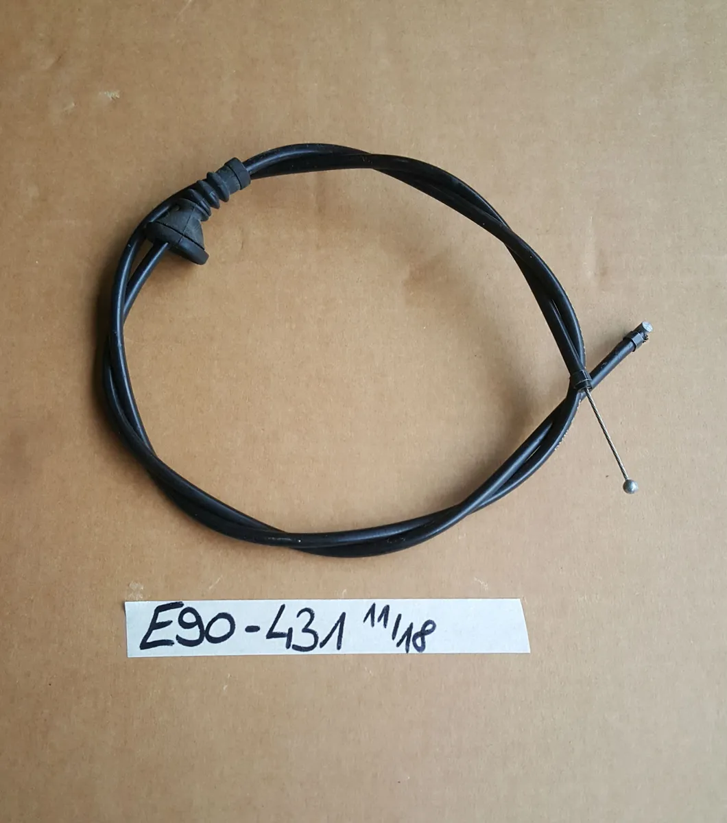 BMW E90 E91 E87 Bowdenzug hinten Betätigung Frontklappe 7184431 Seilzug Haube 