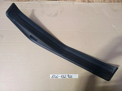 BMW E46 Limo Abdeck Leiste Einstiegsleiste Kantenschutz RECHTS schwarz  8196132
