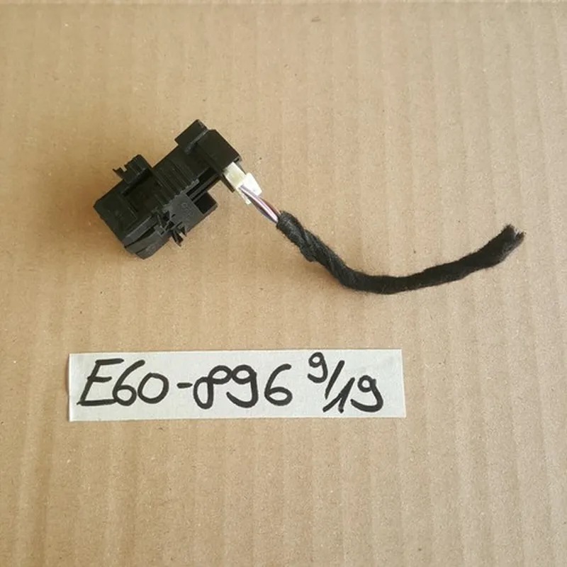 BMW E60  E61  E90 E91 E87 Z4 E85 Stopplicht Schalter  Bremslichtschalter 1468896