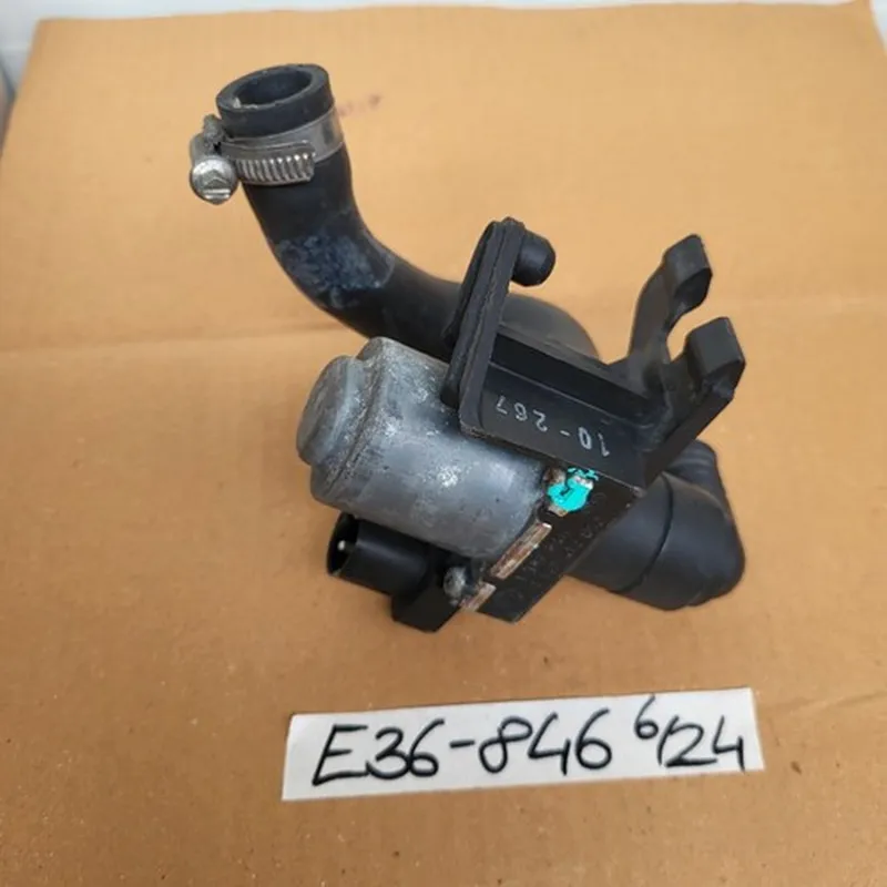 BMW E36 Heizungsventil 1387846 Wasser Ventil Zusatz Wasserpumpe