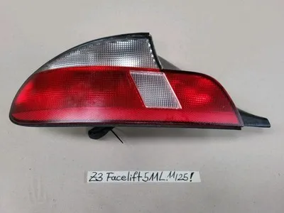 BMW Z3 Roadster Rückleuchte Rücklicht Bremslicht 8384511 LINKS rot weiss Kratzer