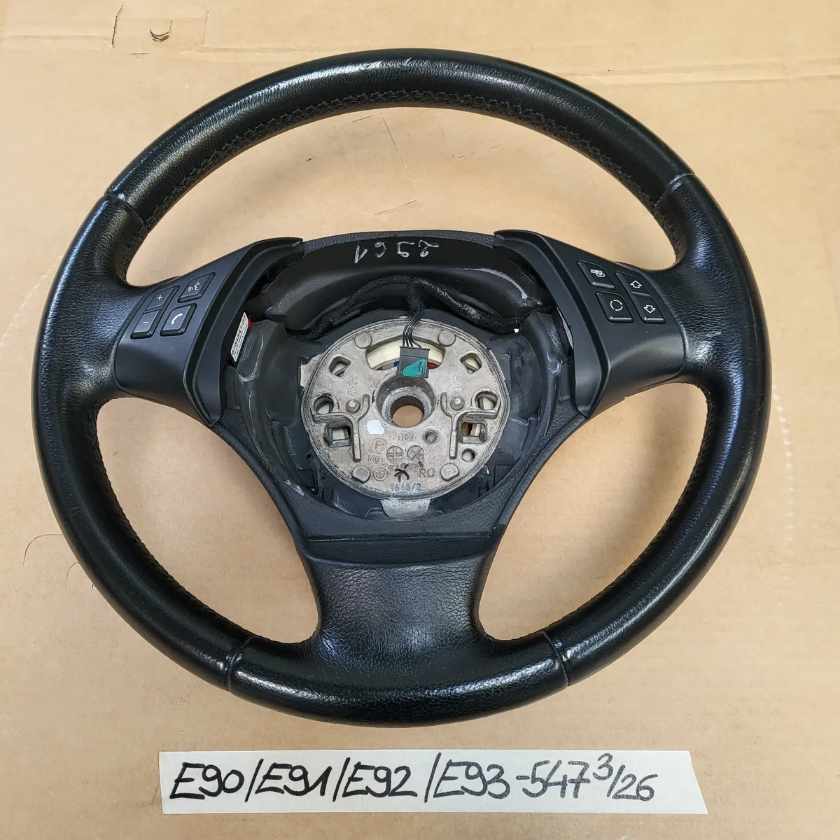BMW E90 E91 E92 E93 E81 E82 E87 MFL Lenkrad  Multifunktion Leder Lenker 6764547
