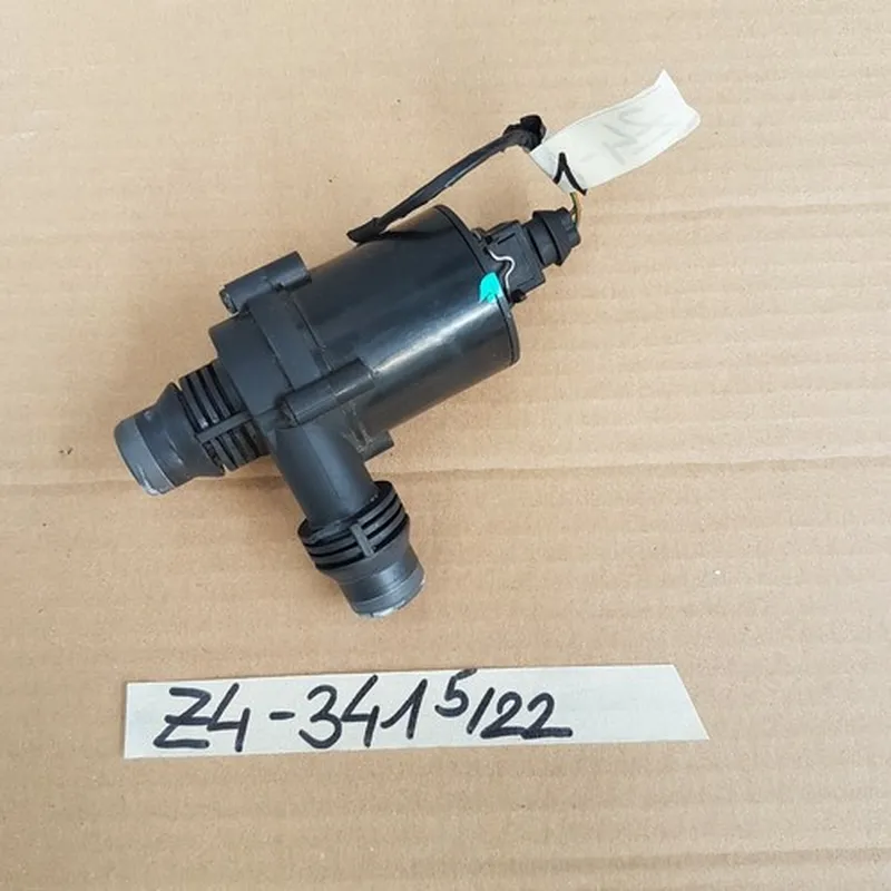 BMW Z4 E85 Zusatz Wasserpumpe 6917341 mit Stecker Anschluss