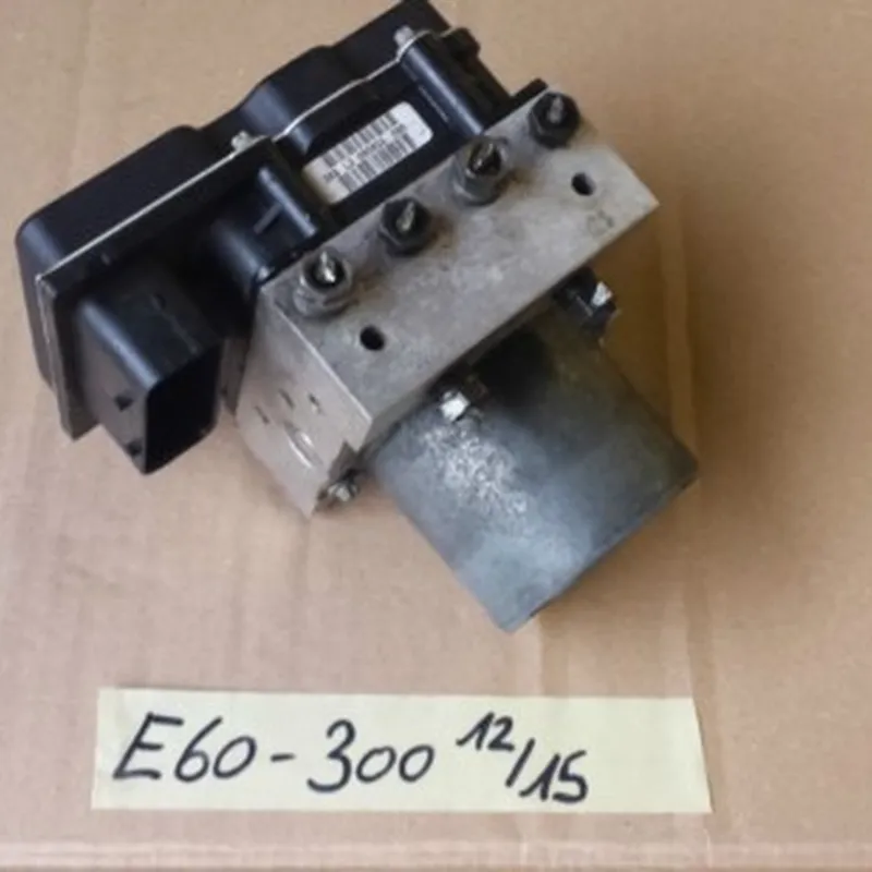 BMW E60 / E61 ABS Block Hydraulikblock Steuergerät Hydroaggregat 6766300