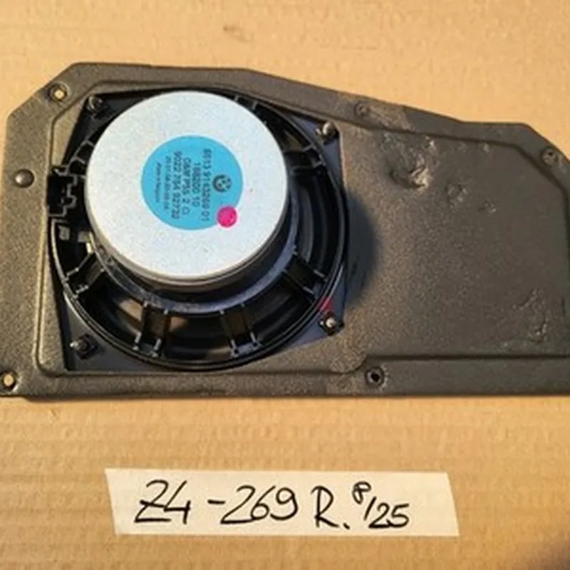 BMW Z4 E85 E86 Tiefton Lautsprecher Subwoofer für Sound System 9143269 RECHTS