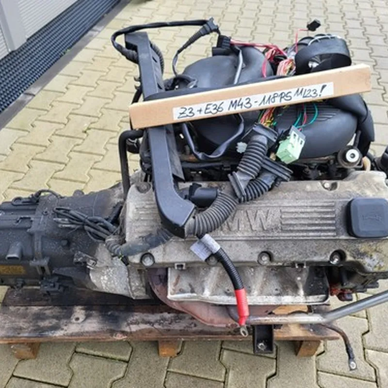 BMW Z3 Roadster Motor Engine 1,9 Liter M43 Triebwerk 118 PS Getriebe ABHOLUNG