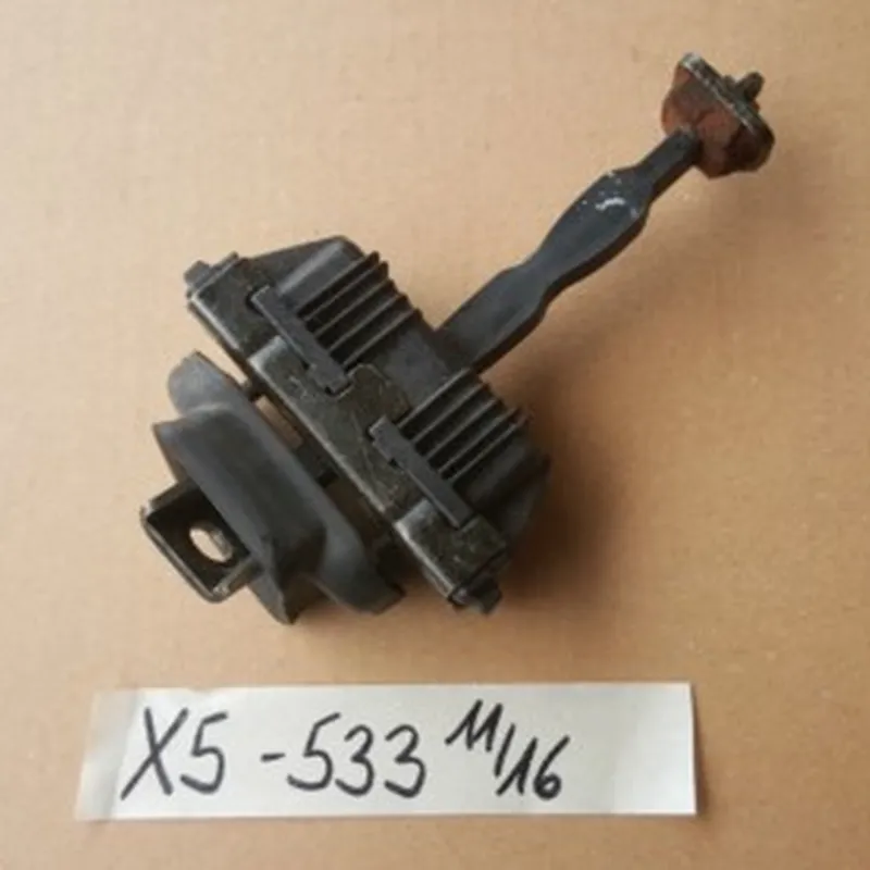 BMW X5 E53 Türfangband Abdichtung vorne links 8402533 Tür Bremse