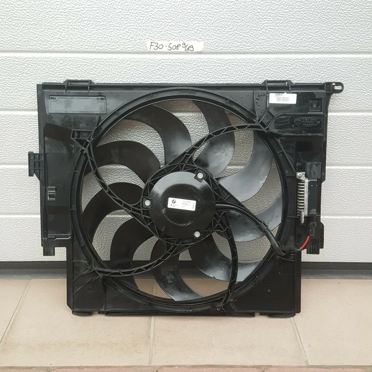 BMW F30 F31 F20 F21 Drucklüfter Motor Elektro Kühler Lüfter 7640508 Lüfterzarge 