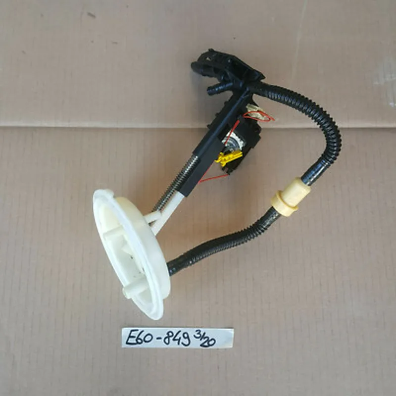 BMW 5er E60 E61 Diesel Tankgeber Schwimmer Tankanzeige Benzin Pumpe 6765849