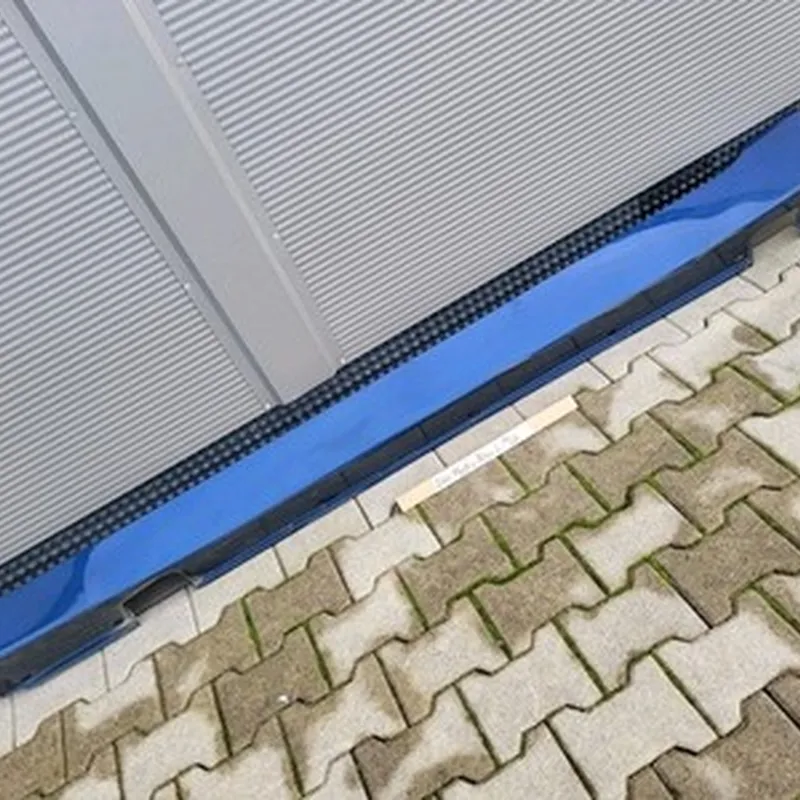 BMW 5er E60 E61 Seiten Schweller Leiste LINKS Mystic blau metallic ABJOLUNG