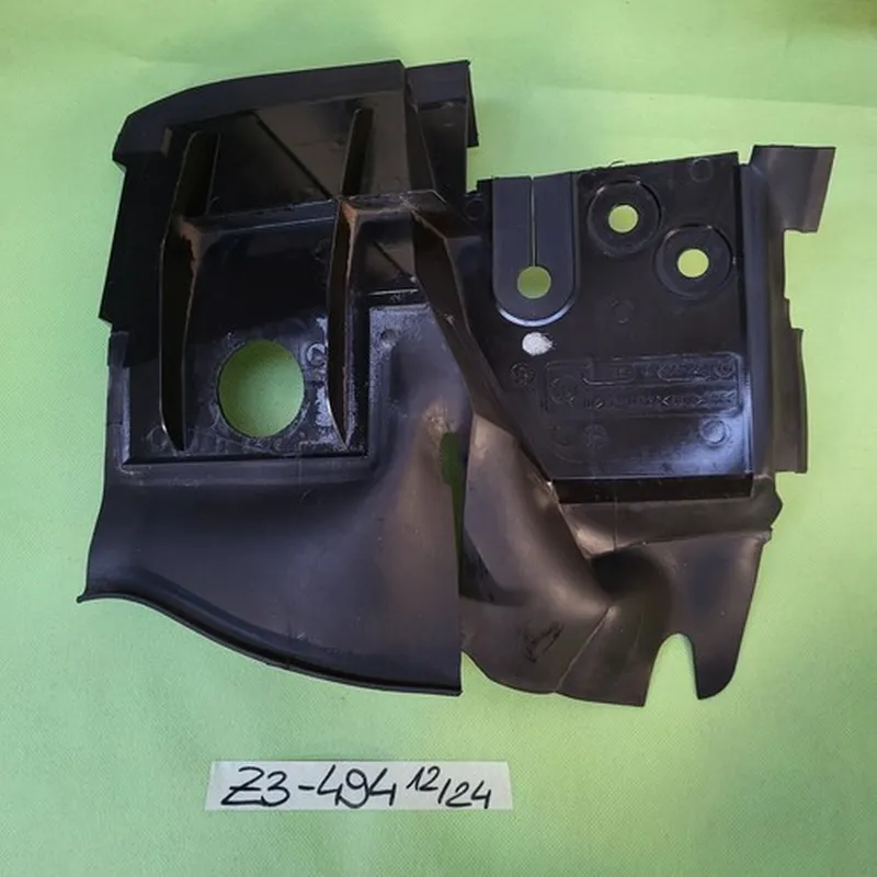 BMW Z3 Lufteinlass Stoßstange Luftführung vorne rechts 8399494 Luftkanal