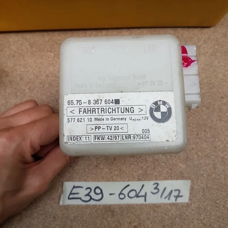 BMW E36 E39 Steuergerät Alarmanlage / Alarm Neigungsgeber Modul 8367604