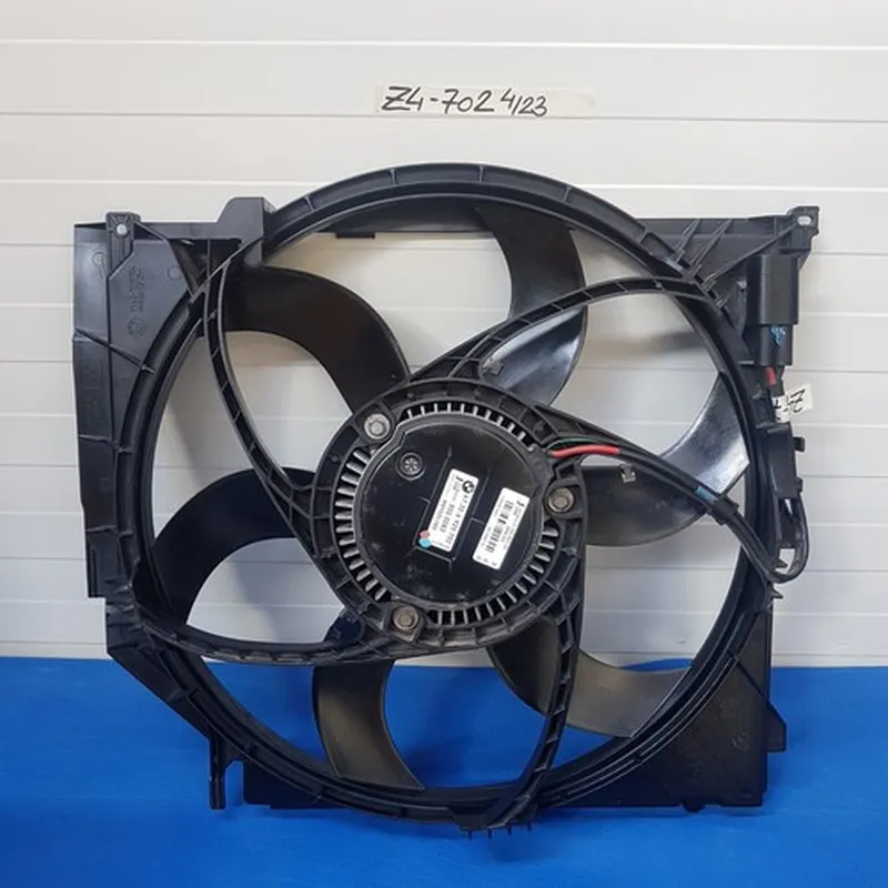 BMW Z4 E85 E86  Motor Kühler Lüfter  Gebläse Elektro Zusatzlüfter  6925702