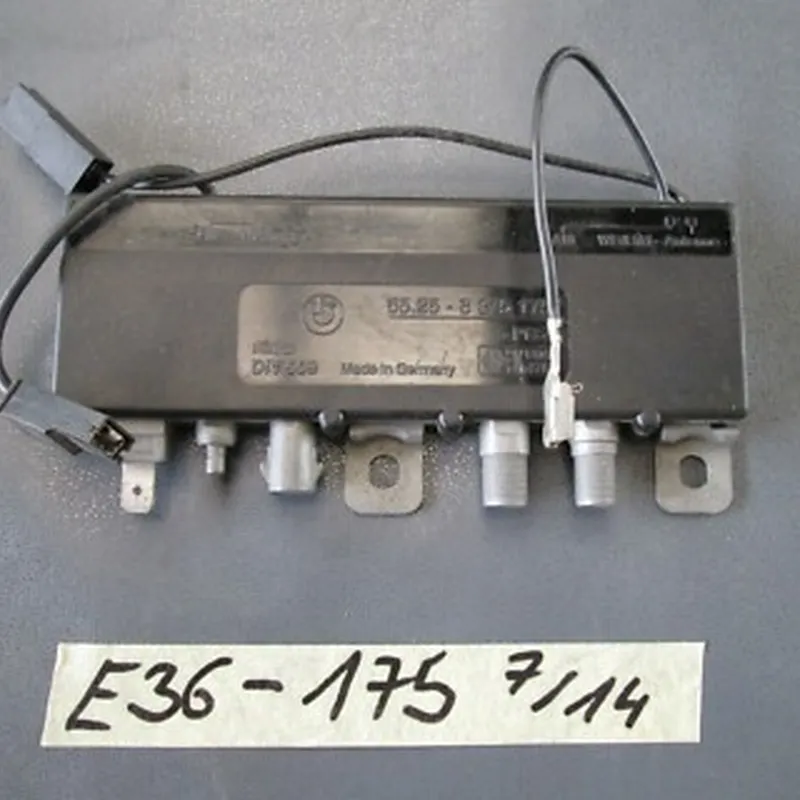 BMW E36 Heckscheibe Antennenverstärker Verstärker Heckscheiben Antenne 8375175