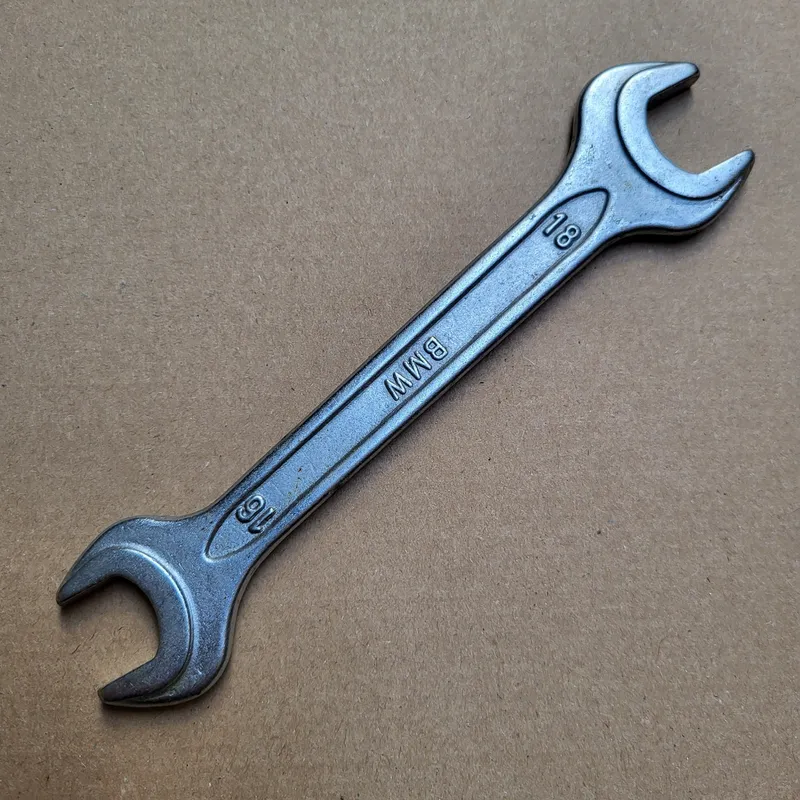 BMW E36 + Z3 Bord Werkzeug Maul Schlüssel Doppelmaul 18 Und 16