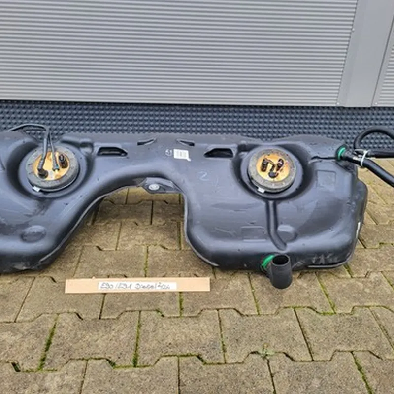 Tank BMW E90 E91 E92 E93 Benzin Kraftstoff Tank 7283802 mit Pumpe  