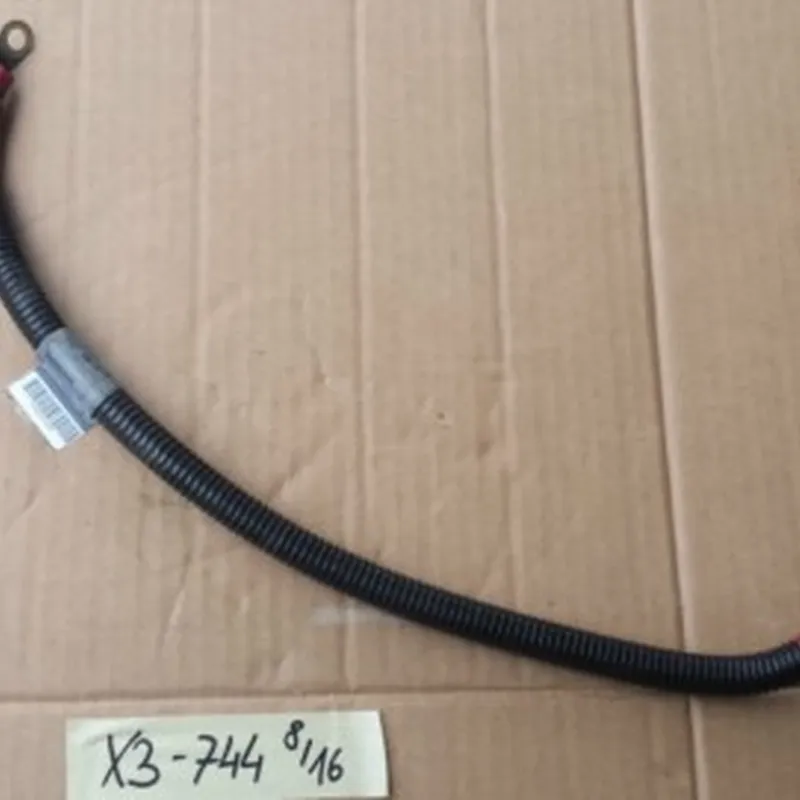 BMW X3 E83 / X5 E53 / Z4  Z3  E60  E61 Kabel Generator Anlasser 1439744  1439743