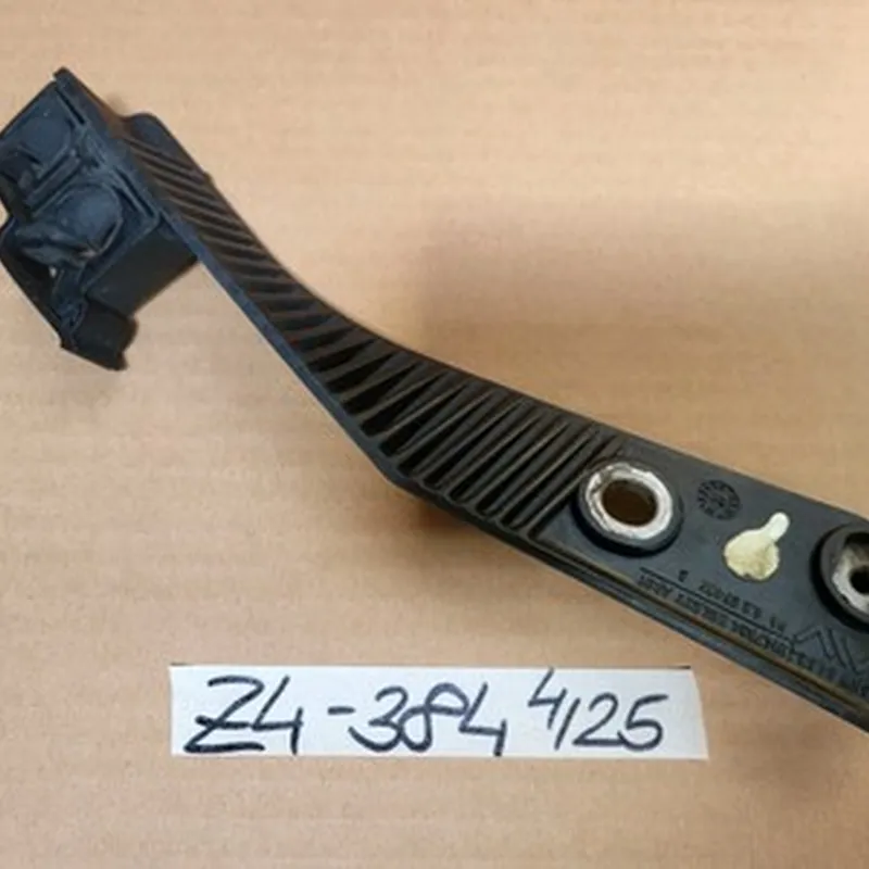 BMW E46 Z4 E85 + E86 Halter  Klimaleitung 9147384 Halterung Motor Klima Leitung