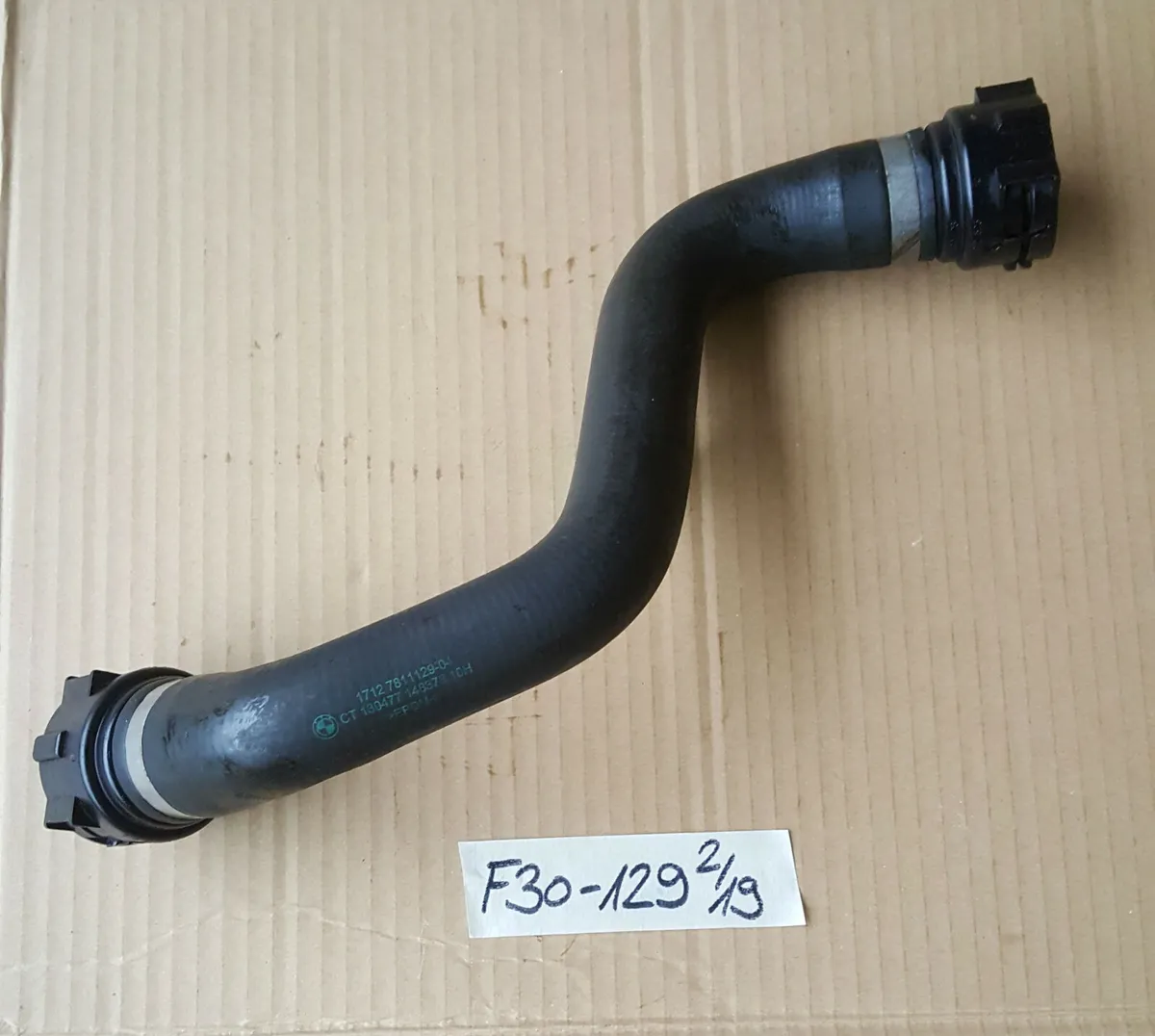 BMW F20 F21 F22  F30 F31  Kühler Schlauch Kühlmittelschlauch 7811129