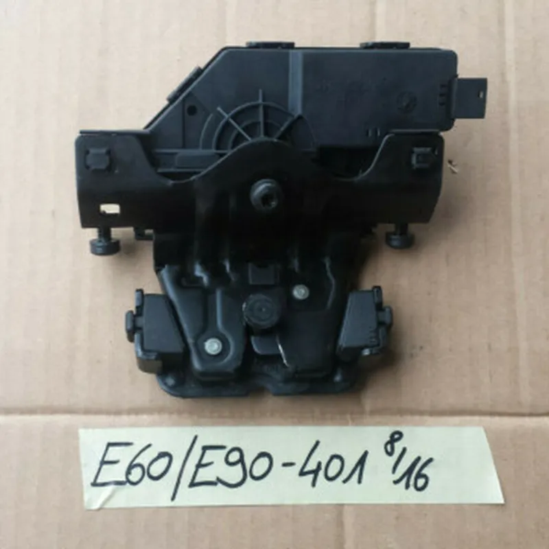 BMW Z4 E85 E86 E90 E92 E81 E87 E60 E46 Limousine Heckdeckel Schloss 8196401