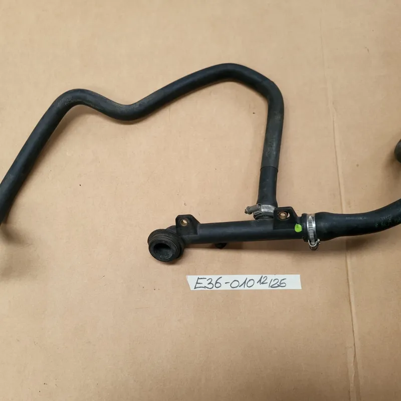 BMW E36 Schlauch Heizkörper-Motorrücklauf 1387010 Wasserschlauch 1743295