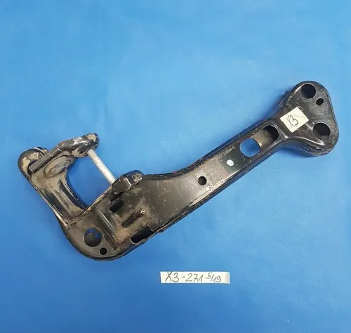 BMW X3 E83  Getriebequerträger Getriebe Halter Träger 3402271