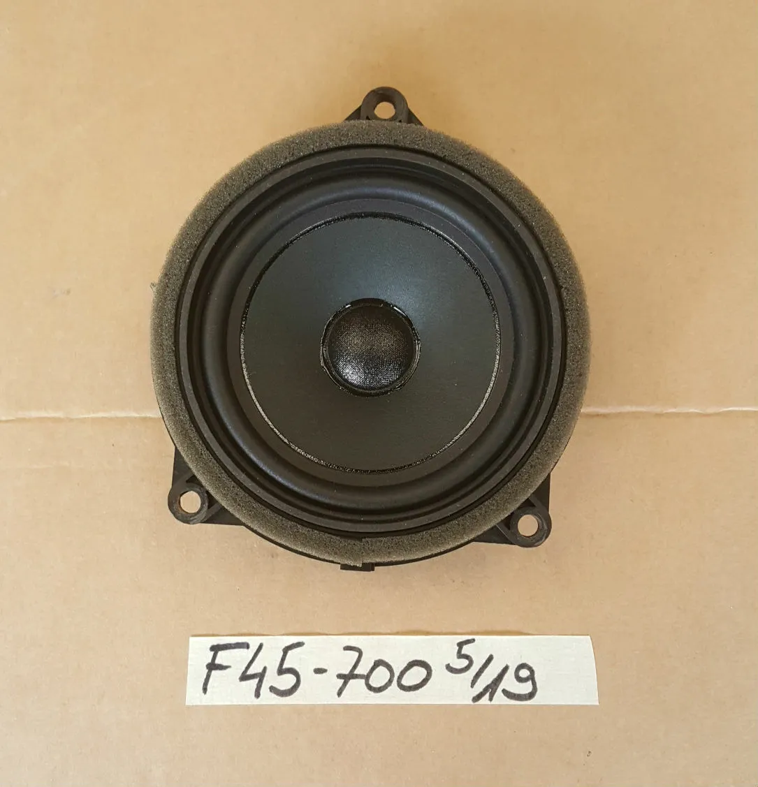 BMW 2er F45 F46  X1 F48 Mittelton Lautsprecher Box 9274700