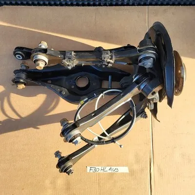 BMW F30 F31 F34 Achs Schwinge Schwenklager Radlager  Querlenker HINTEN LINKS