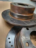 BMW Z4 E85 Sport Bremsscheiben belüftet + Bremssattel + Bremsbeläge hinten R+L