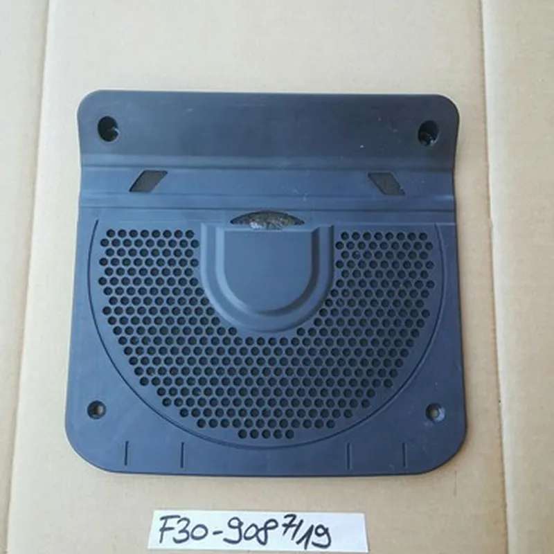 BMW F30 F31 F35 F80 F32 F33  Lautsprecher Verkleidung Blende Zentralbass 9290908