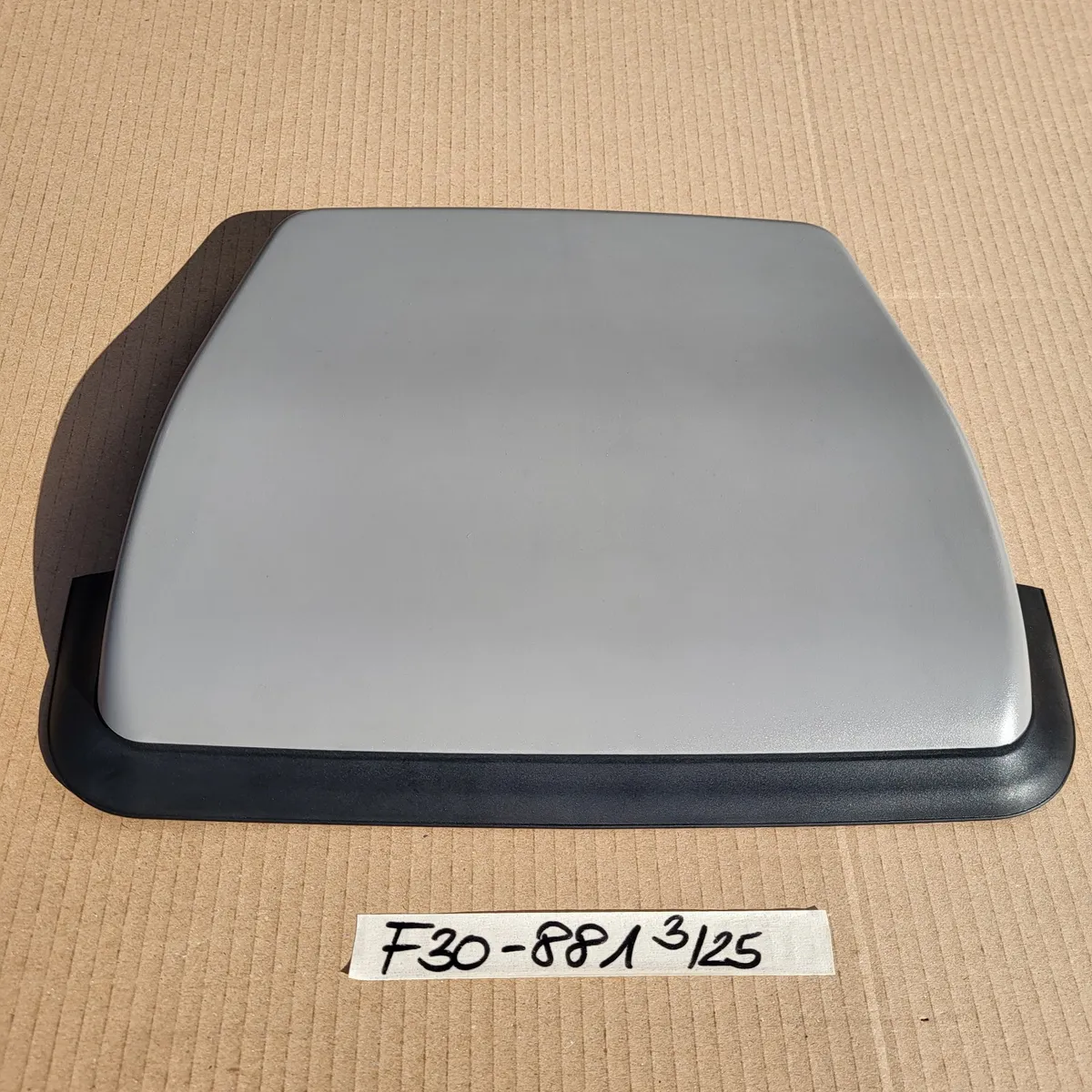 BMW F30 F35 Dritte Bremsleuchte 7259881 Zusatzbremsleuchte 3. Bremslicht grau