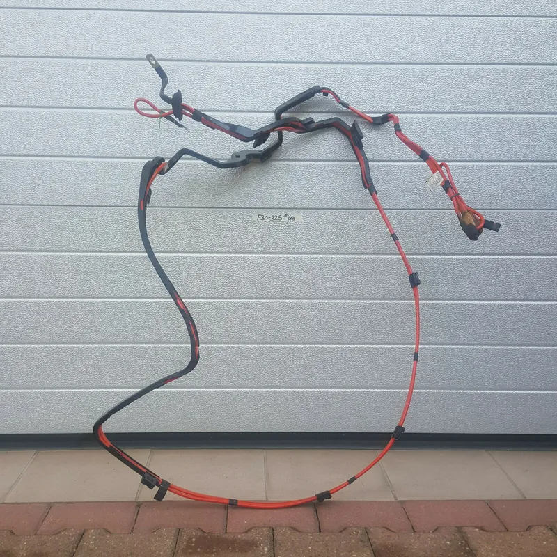 BMW F20 F21 F30 F31 Batterie Plus Kabel Unterflur Pluskabel 9259325