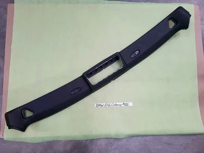 BMW E46 Cabrio Blende Abdeckung Verkleidung Windlauf 8229826 VORNE Scheibe oben
