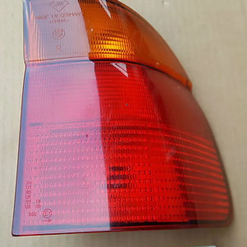 BMW E39 Touring Rückleuchte Rücklicht Bremslicht Heckleuchte rechts 8361672