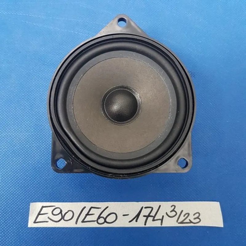 BMW E60 E61 E87 E90 E91 Mittelton Lautsprecher Box Stereo  6923174 mit Stecker