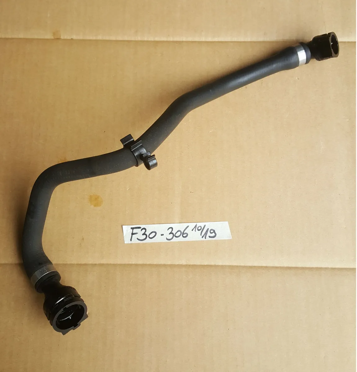 BMW F20 F21 F22  F30 F31 F34 F32 F33 Kühler Schlauch Kühlmittelschlauch 8510306