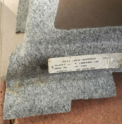 BMW Z3 Roadster Verkleidung Kofferraum Teppich Gepäckraum hinten rechts 8399229