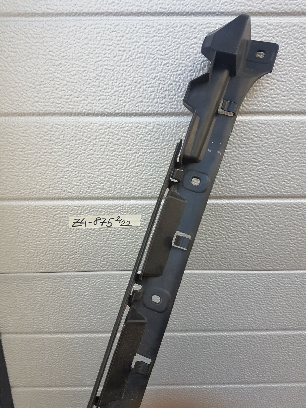 BMW Z4 E85 Halter Führung Stoßstange hinten  Aufnahme Stossfänger 7158875