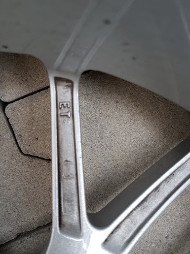 EINE BMW Z4 E85 E86 E46 Leichtmetall Alu M-Felge 9 J x 18 Zoll + Pirelli Reifen