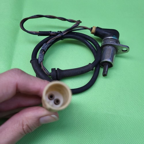 BMW E30  E24  Z1 ABS Sensor 1178982 Impulsgeber Kabel Stecker Vorne Rechts