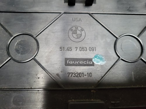 BMW Z4 E85 E86 Blende Mittelkonsole 7053091 Verkleidung für AUX In Buchse