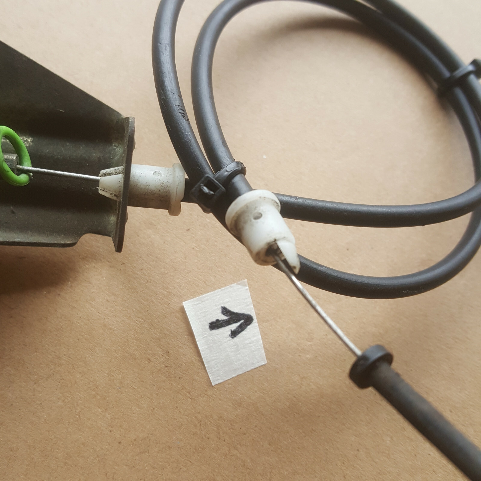 BMW Z4 E85 Stellantrieb Tank Klappe 8377426 Verriegelung Einfüllklappe 8385993