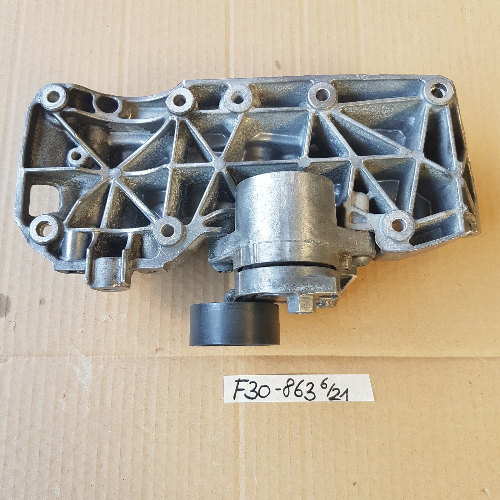 BMW F20 F21 F30 F31 F34 F32 F33 Lichtmaschine Halter 8506863