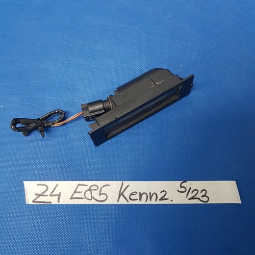 BMW Z4 E85 Kennzeichen Leuchte Beleuchtung Lampe in der Stoßstange HINTEN 
