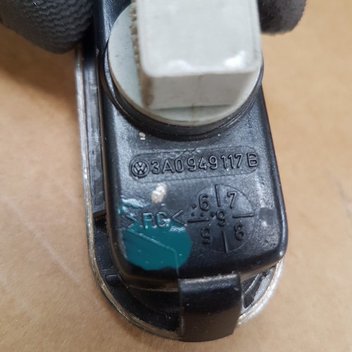 VW Golf III Polo 6N Seat Seiten Blinker  weiß 3A0949117 B