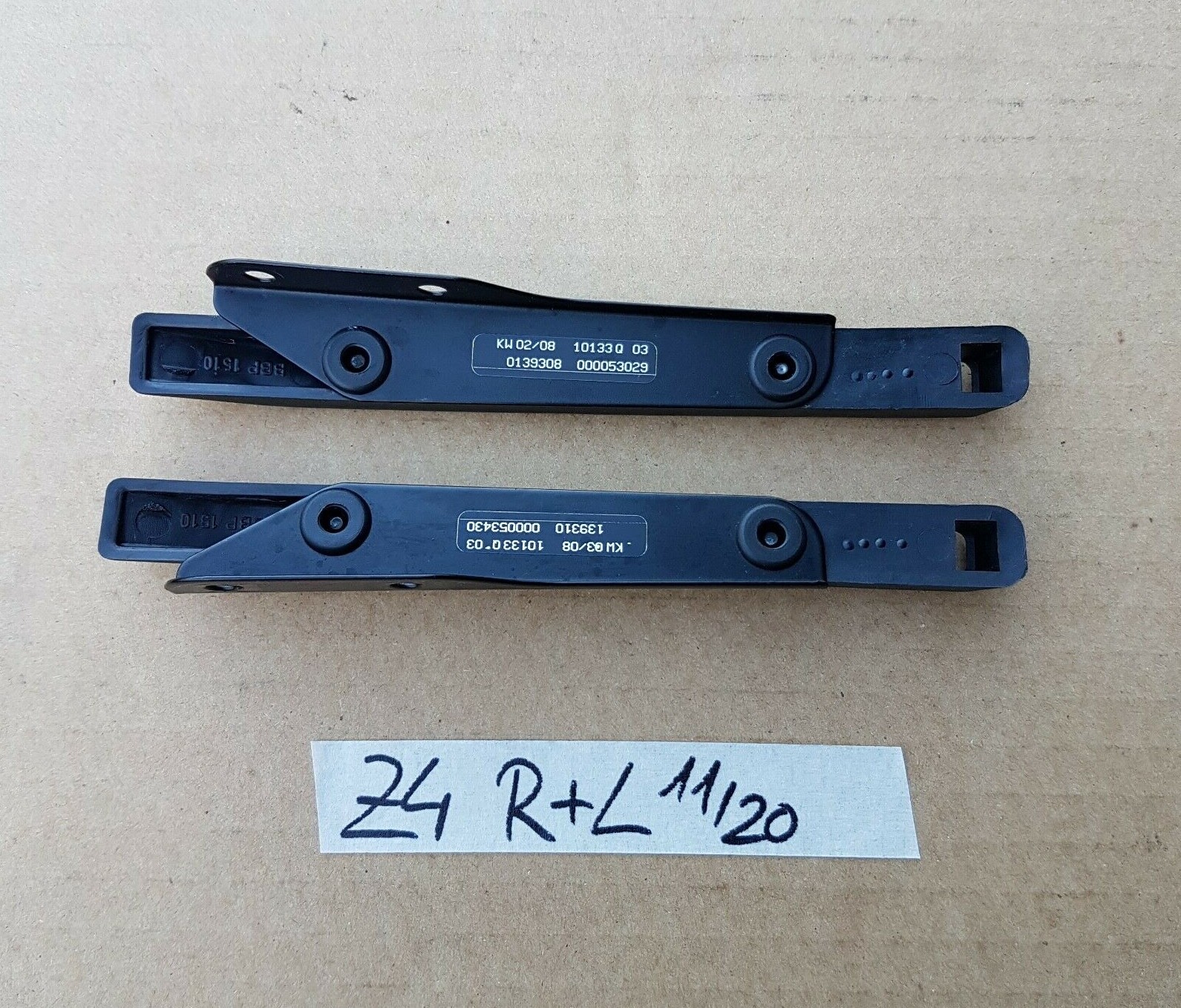 BMW Z4 E85 Windschott Halter Windschutz Halterung Leiste HINTEN rechts + links