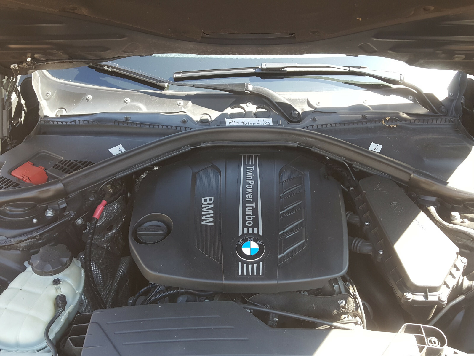 BMW F30 F31 F35 F80 Dichtung Motorraum Abdichtung Frontklappe HINTEN 7239146