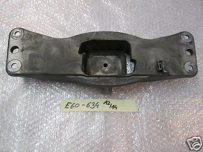 BMW  E60 / E61 Getriebe Halter / Getriebeträger 6769634