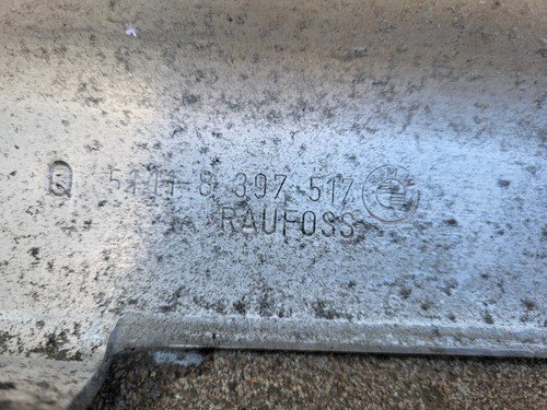 BMW Z3 Roadster Träger Stoßstange HINTEN / Halterung Heckschürze 8397517